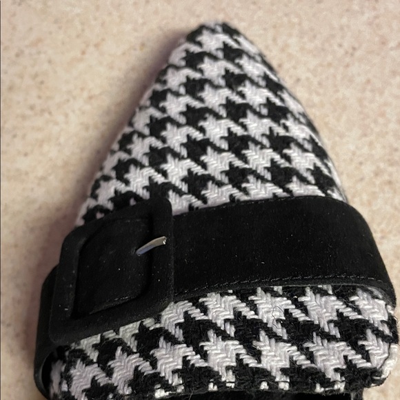 New York & Company Black and White Houndstooth Mules Size 10W - Picture 4 of 6